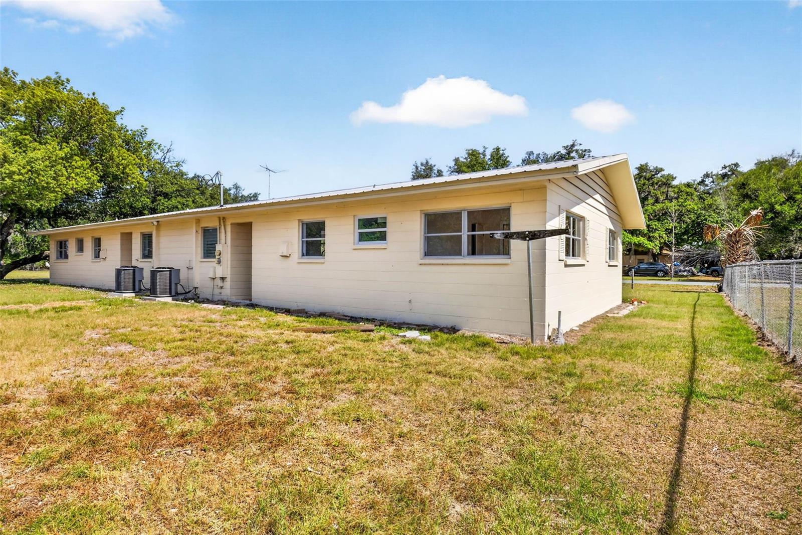 LAKEWOOD - Residential Lease