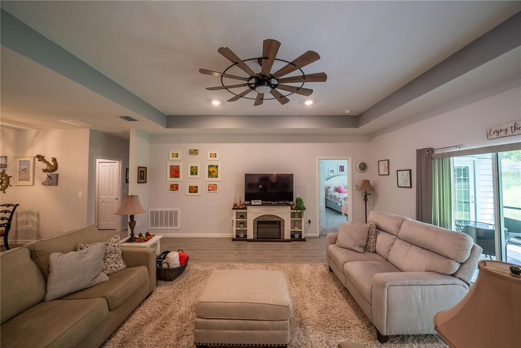 Photo of 19630 SW 77th Place, Dunnellon, FL 34432 (MLS # OM710396)