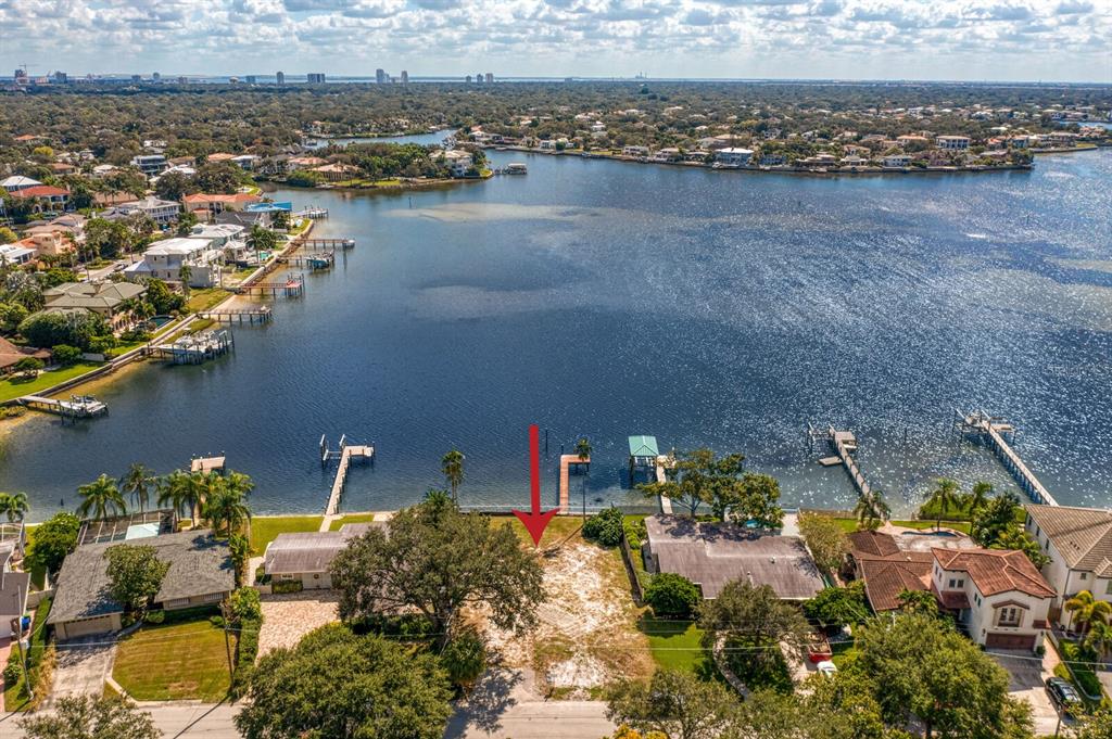 BAYSHORE ESTATES 4 - Residential