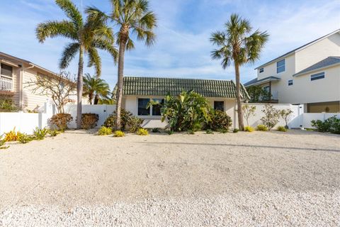 A home in ANNA MARIA