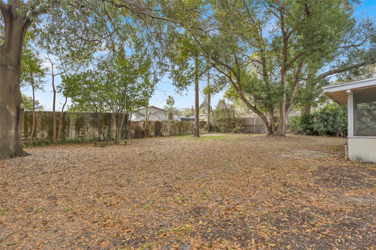 KINGSWOOD MANOR 3RD ADD - Residential