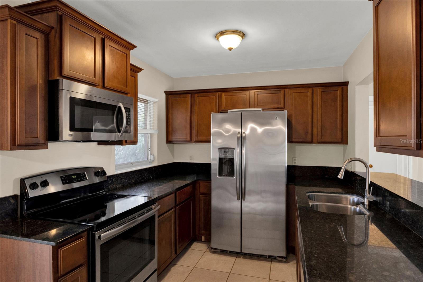 KINGSWOOD MANOR 3RD ADD - Residential