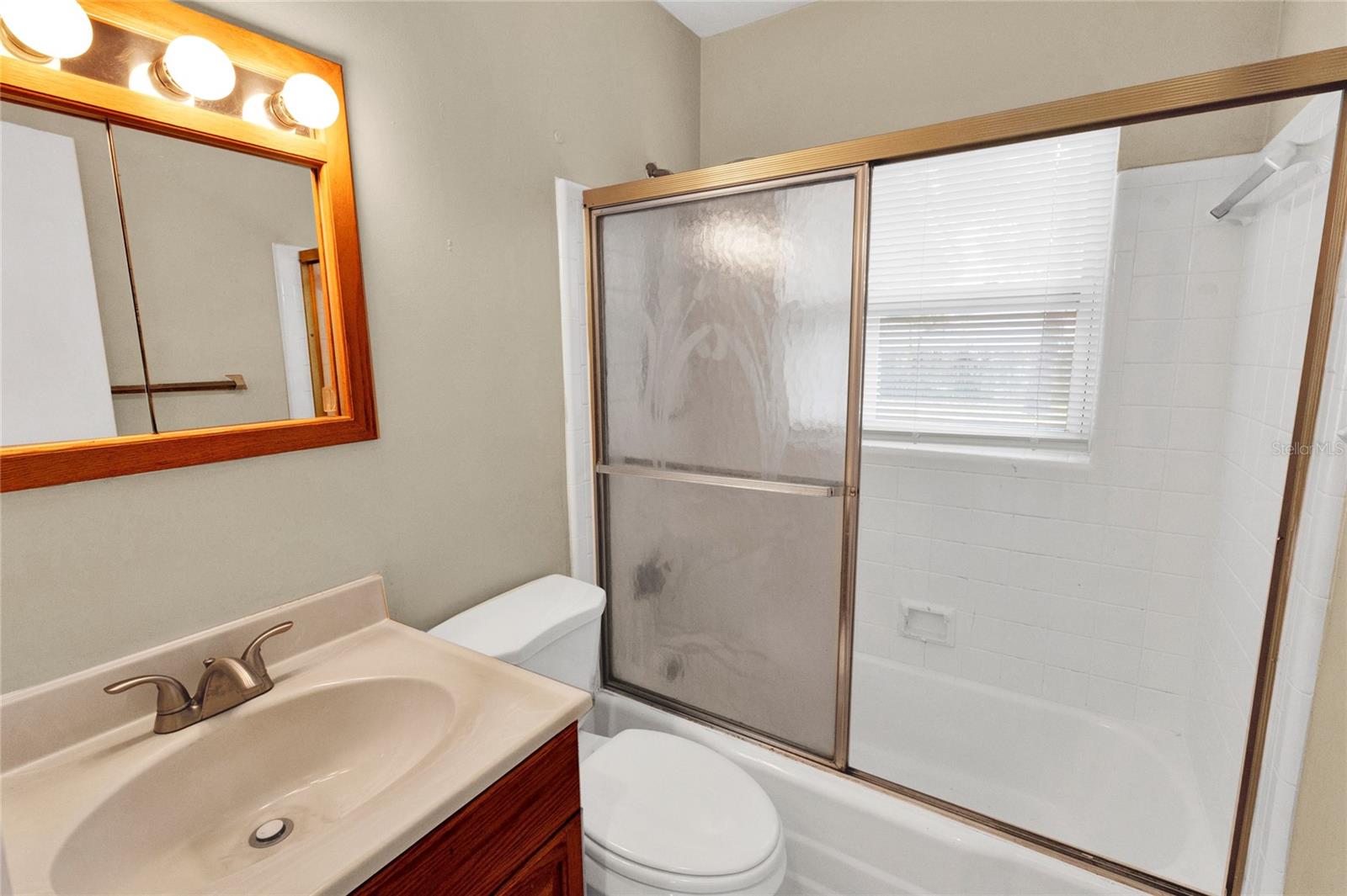 KINGSWOOD MANOR 3RD ADD - Residential