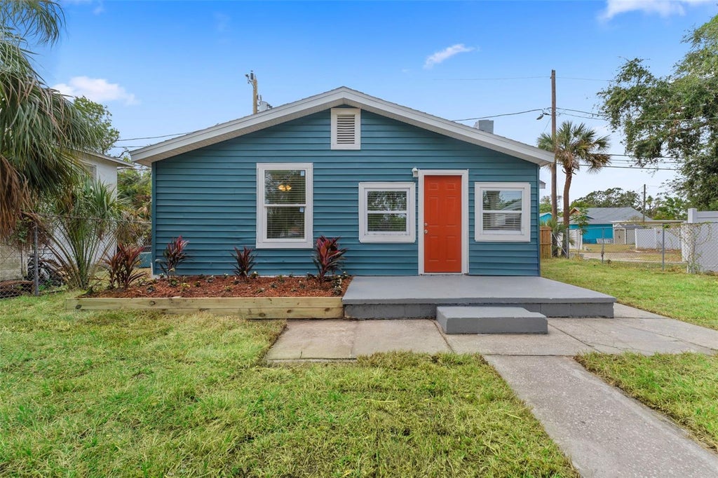 Photo of 1927 13th Street S, St Petersburg, FL 33705 (MLS # TB8517995)