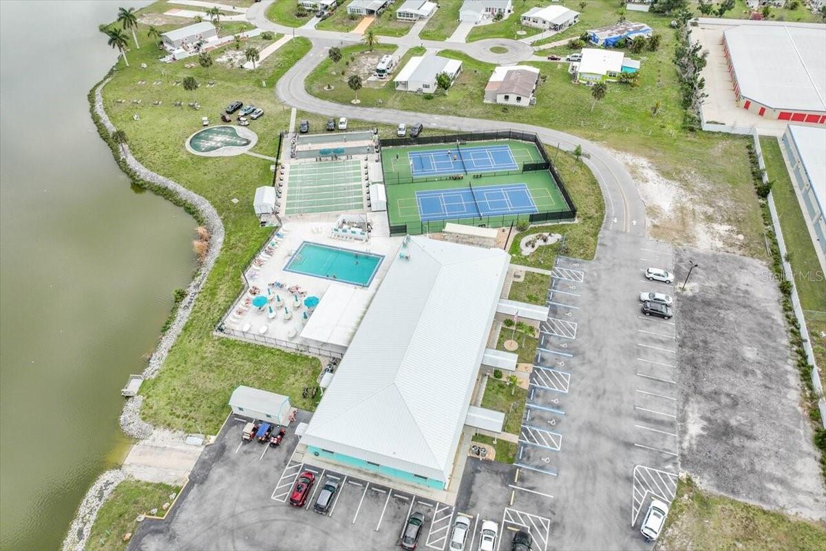 HOL MOB ESTATES 3RD ADD - Residential