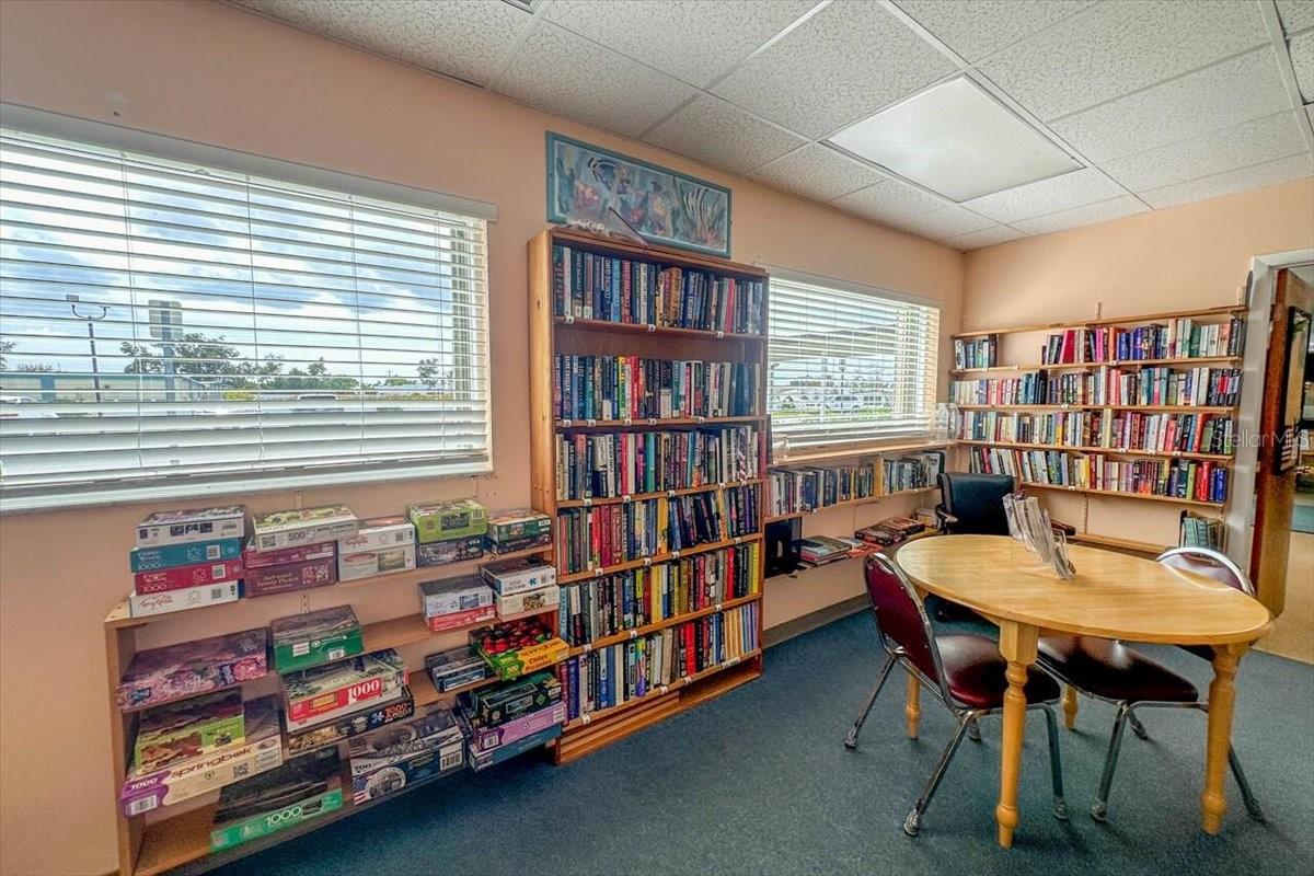 HOL MOB ESTATES 3RD ADD - Residential