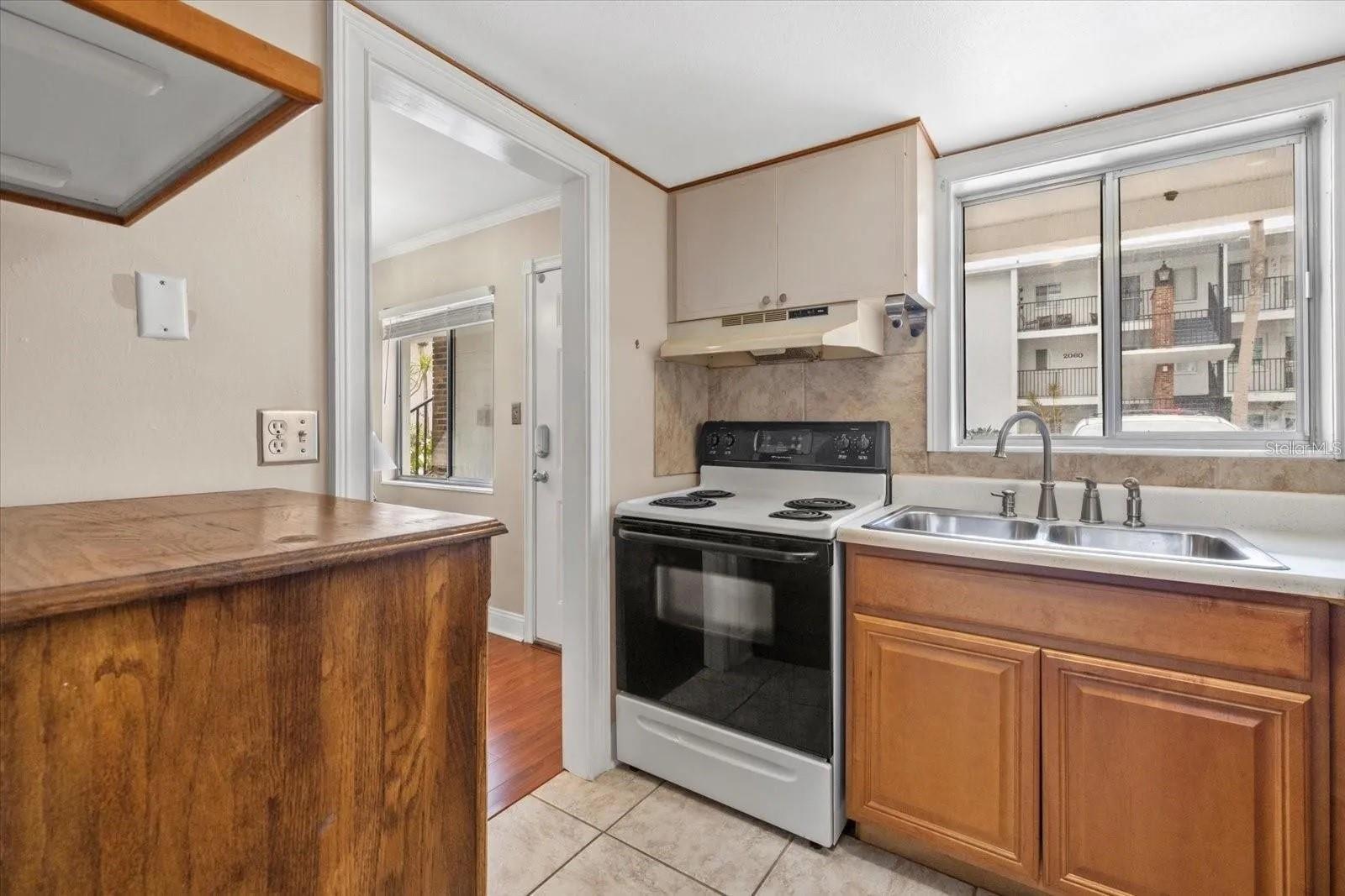 THE THIRD BAYSHORE - Residential Lease