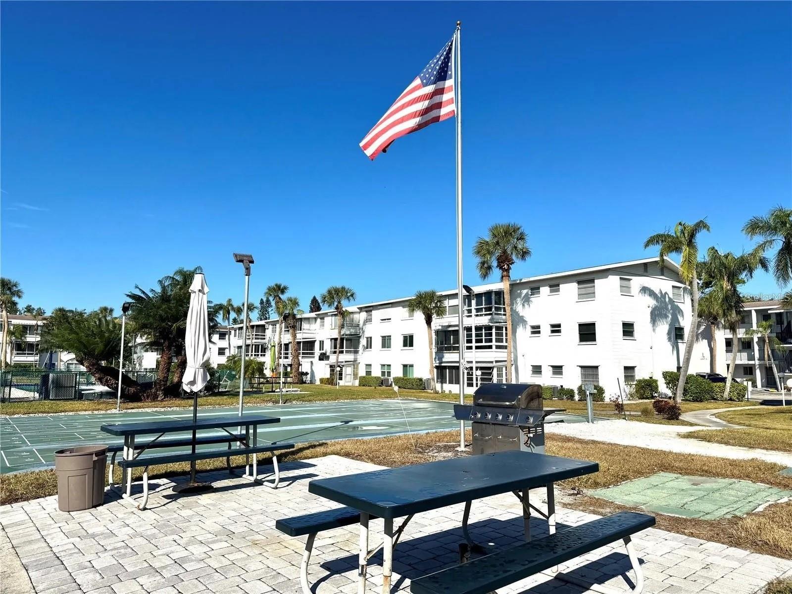 THE THIRD BAYSHORE - Residential Lease