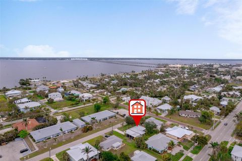 A home in PUNTA GORDA