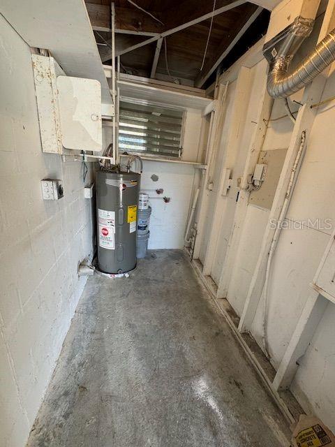 ORANGE LAKE VILLAGE - Residential Lease