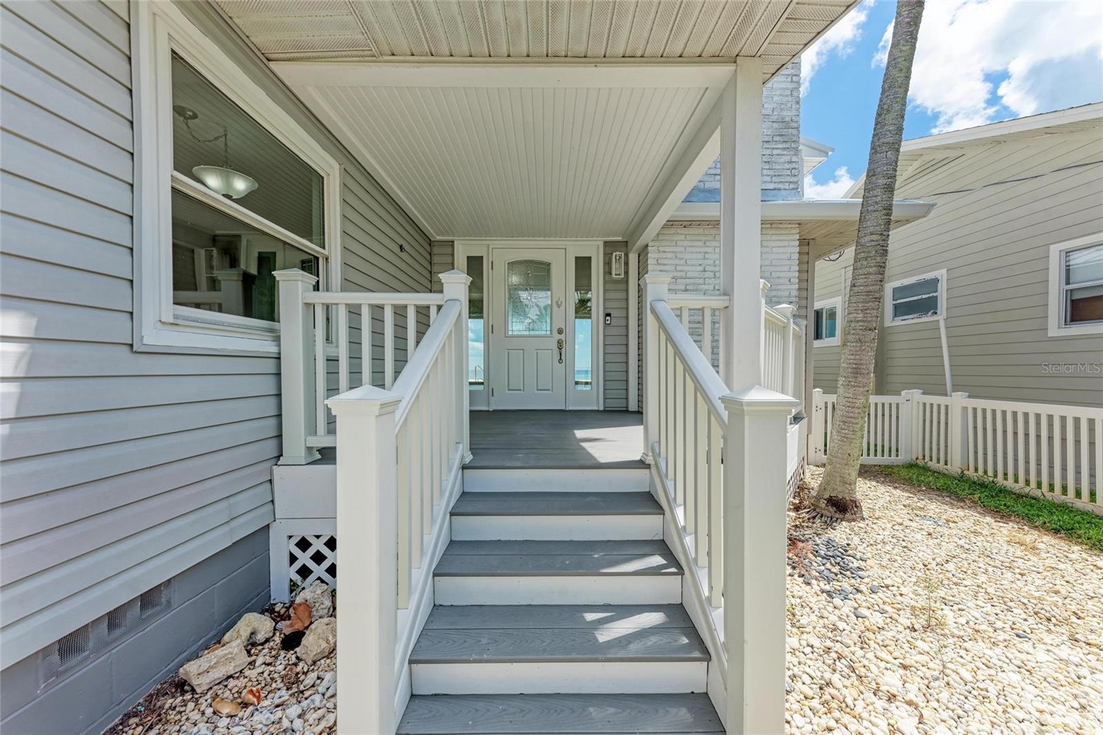 893 N SHORE DRIVE