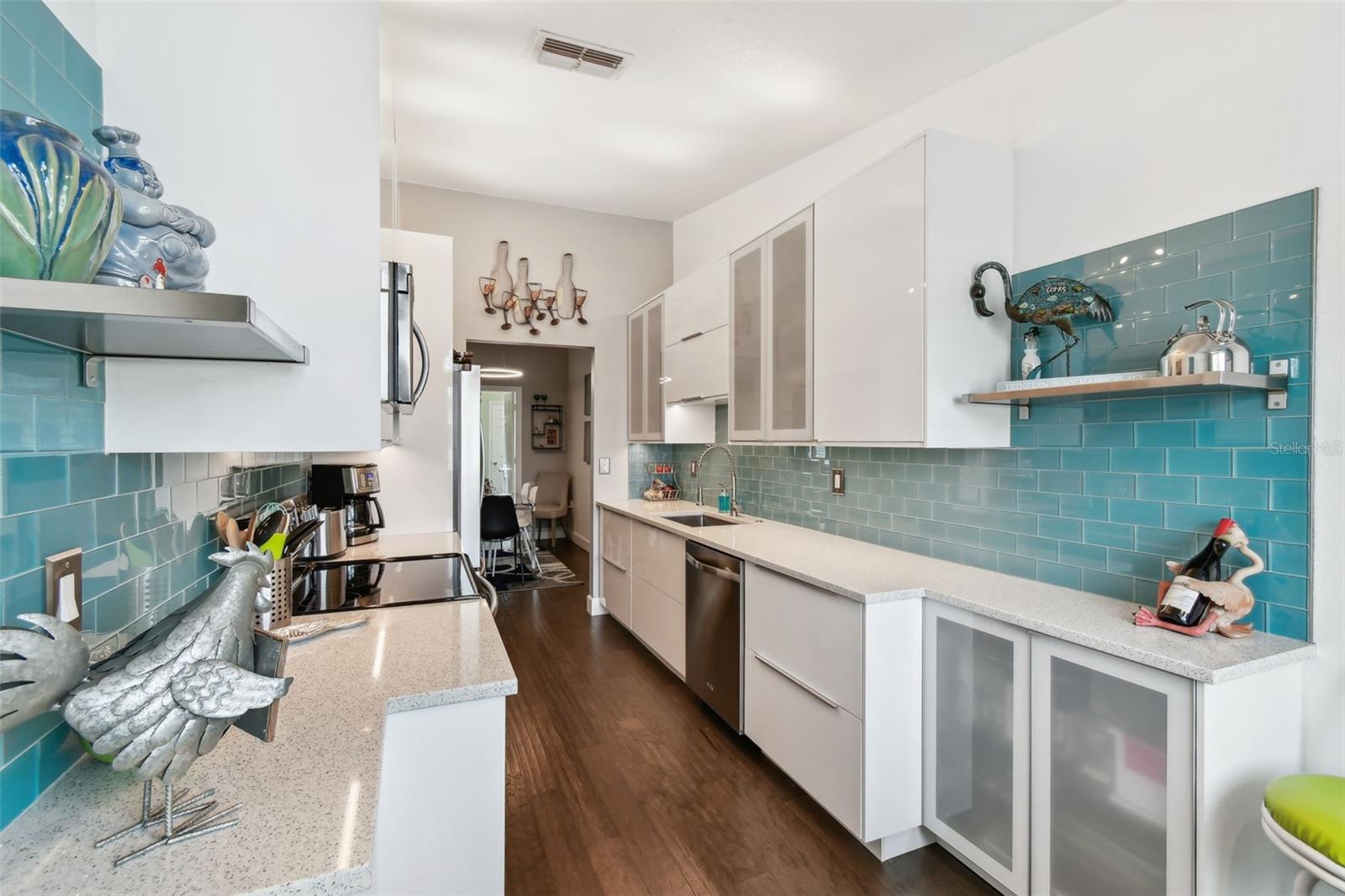 CURLEW LANDINGS - Residential