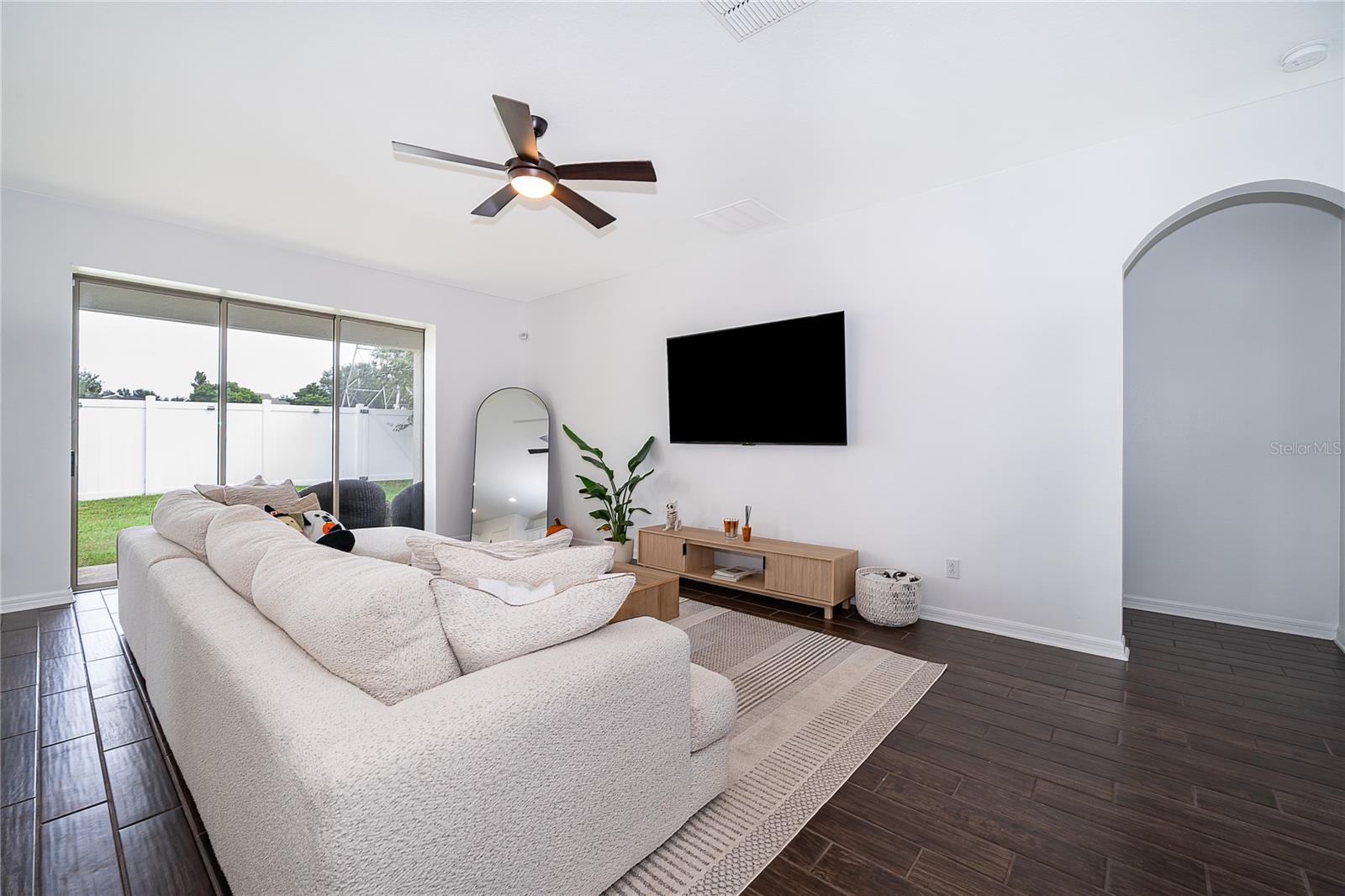 RESERVE/MINNEOLA PH 3A - Residential Lease