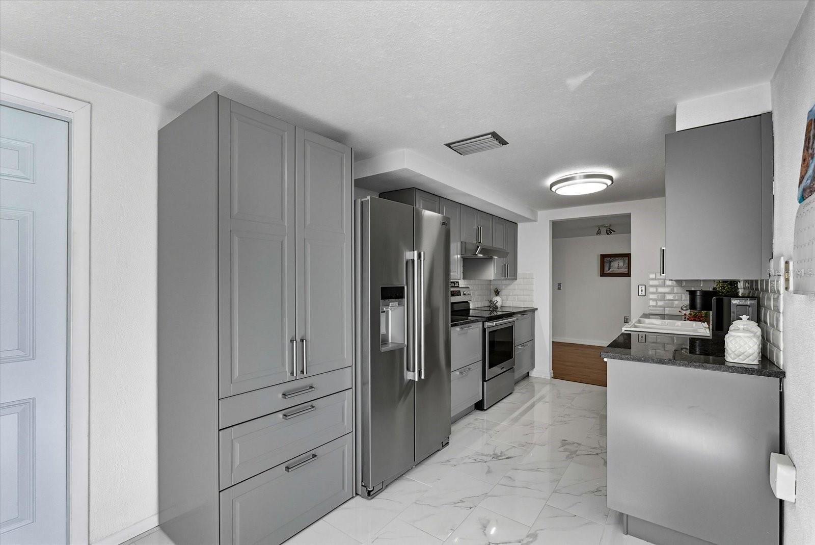 FOREST HILLS - Residential