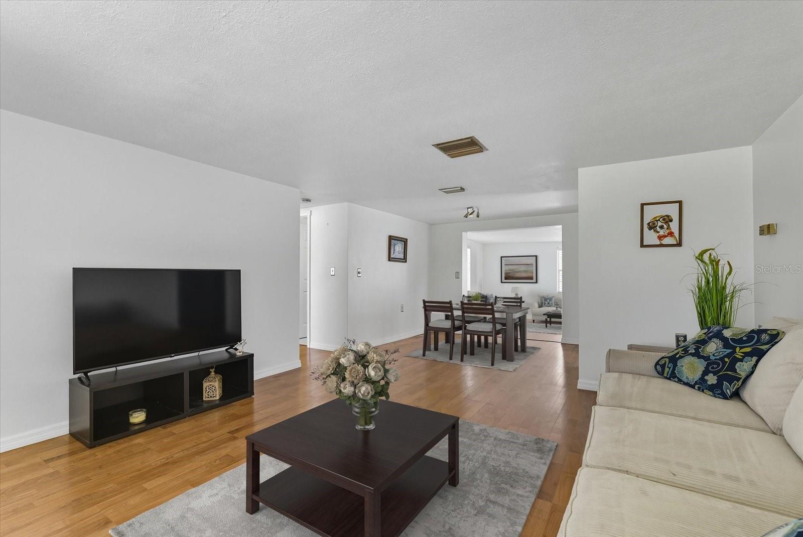 FOREST HILLS - Residential