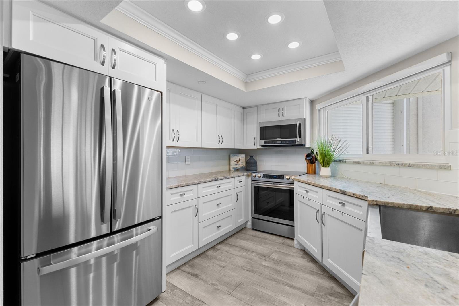 MARINERS LIGHT CONDO - Residential