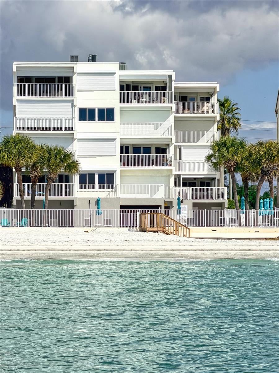 MARINERS LIGHT CONDO - Residential