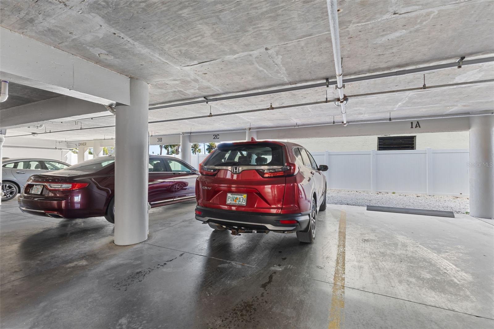 MARINERS LIGHT CONDO - Residential