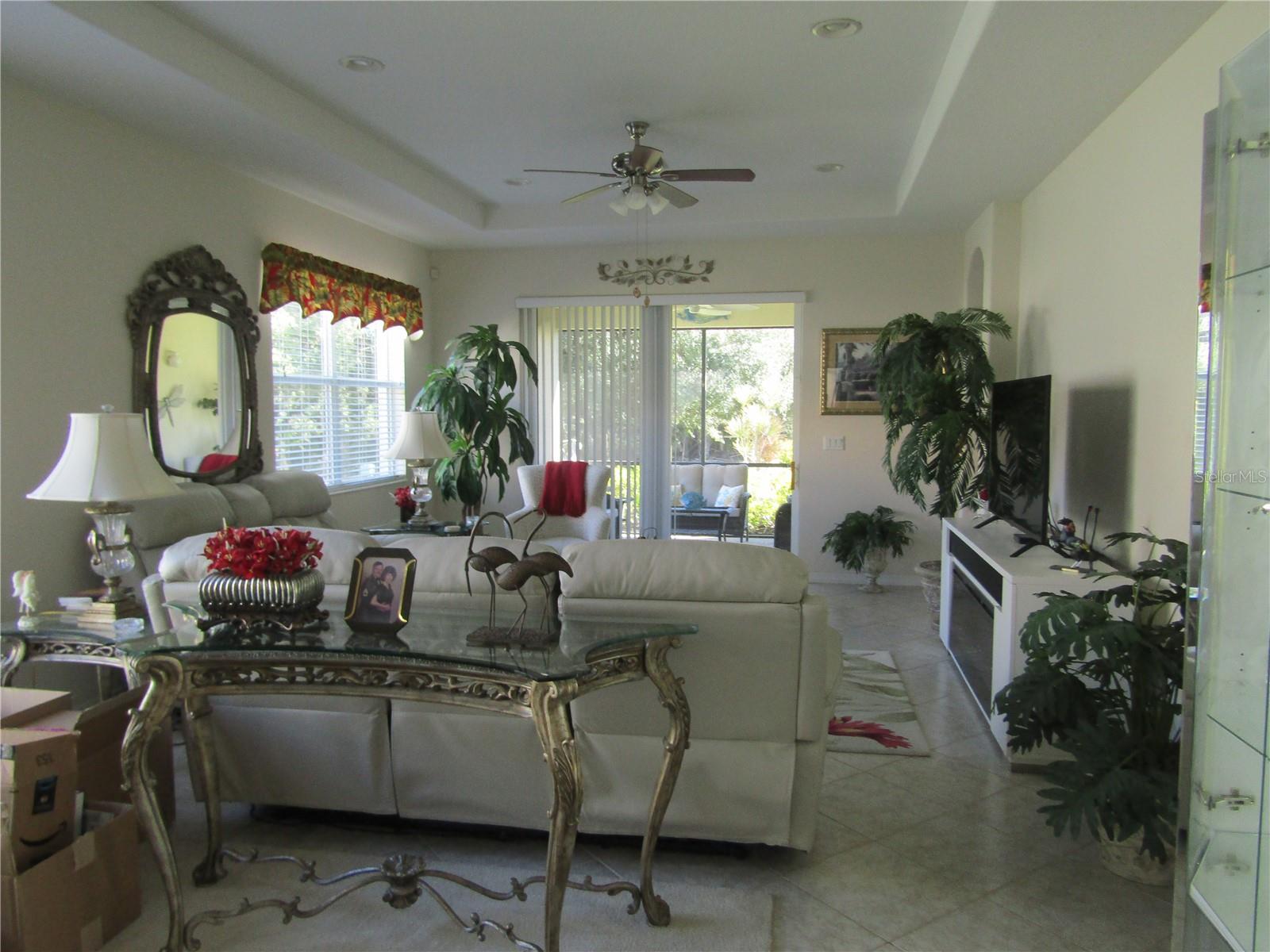 VENETIAN GOLF & RIVER CLUB PH 04A - Residential Lease