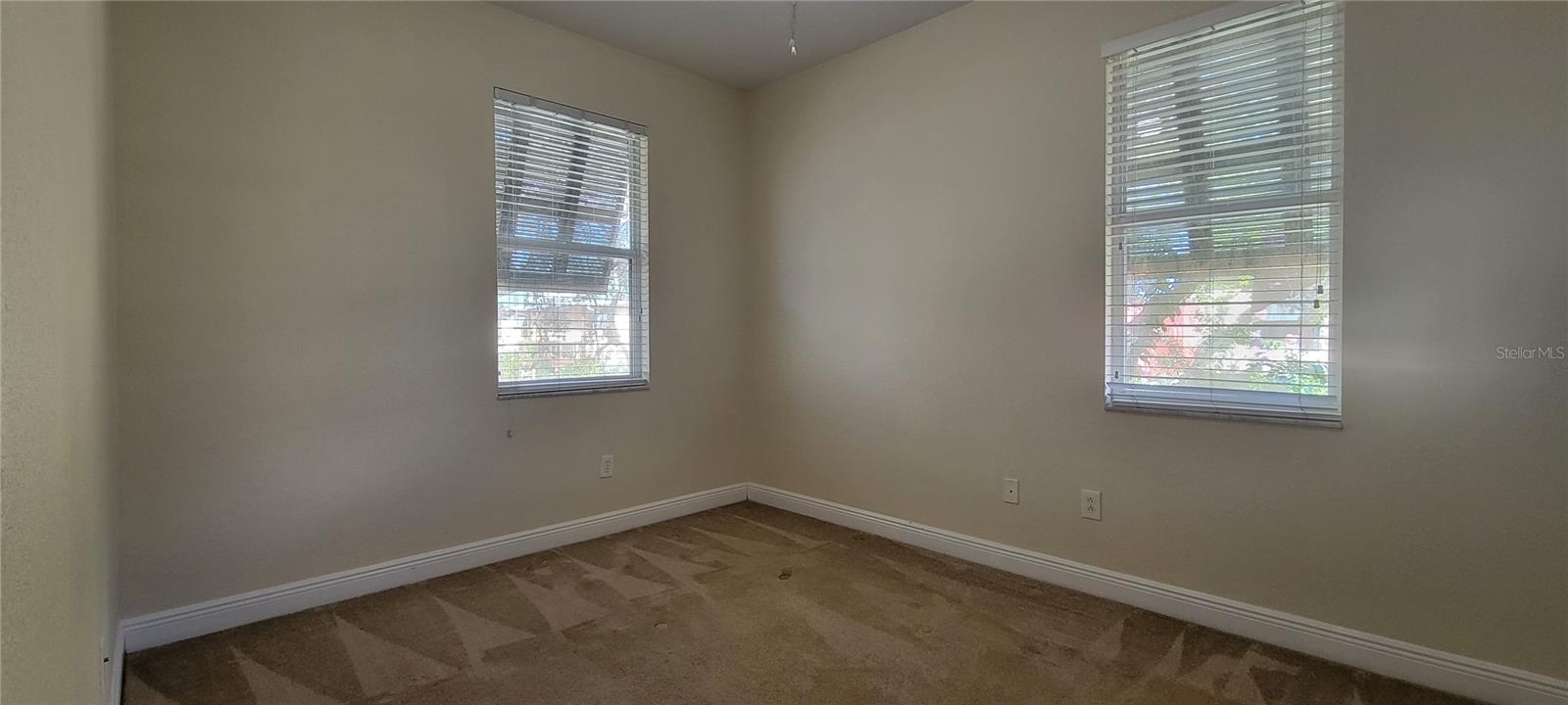 NEWPORT TOWN HOMES - Residential Lease