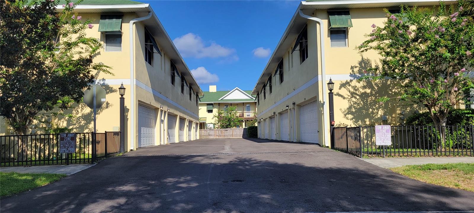 NEWPORT TOWN HOMES - Residential Lease