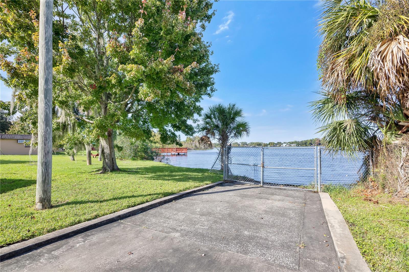 LAKE KATHRYN VILLAGE - Residential