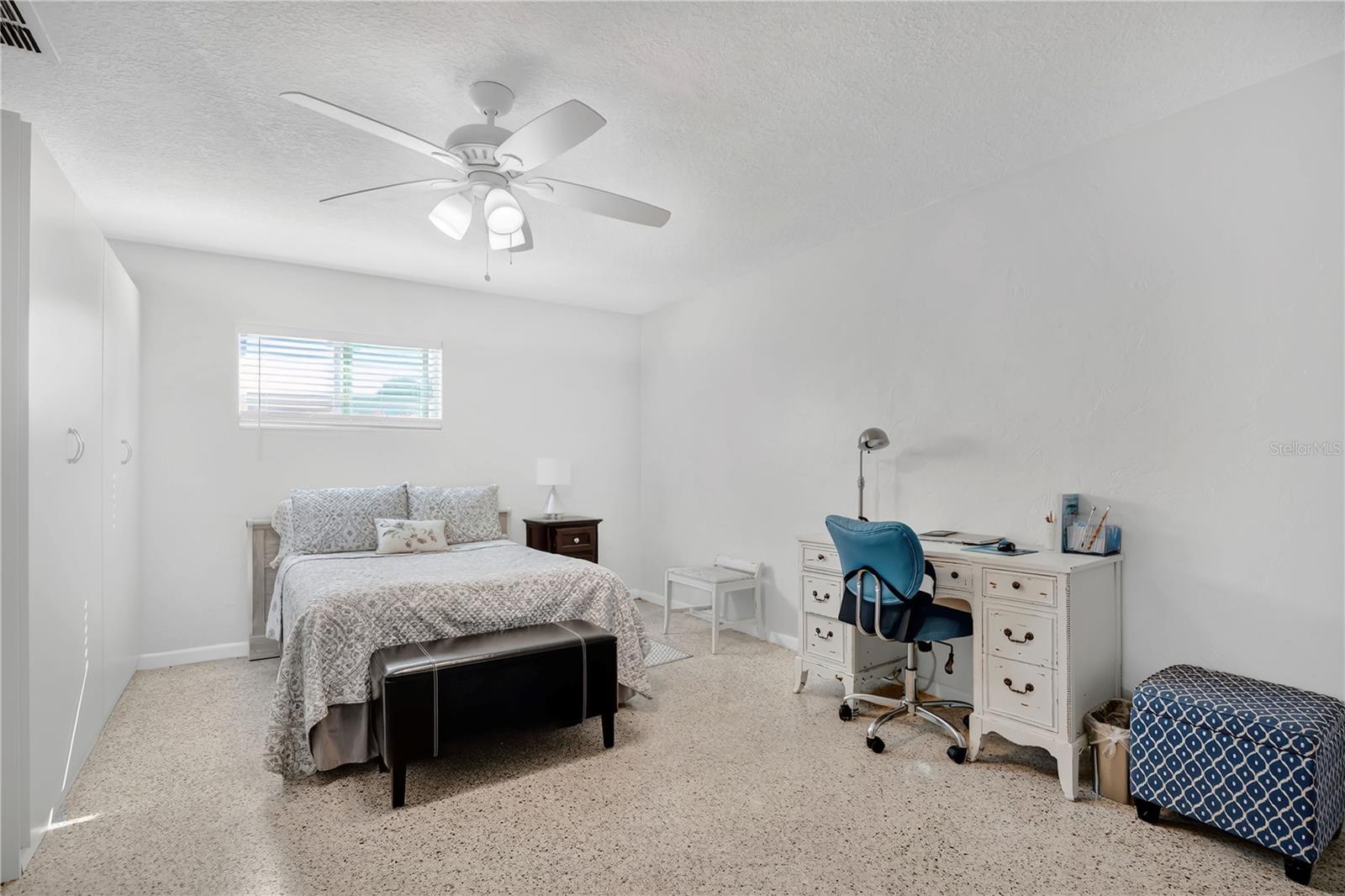 LAKE KATHRYN VILLAGE - Residential