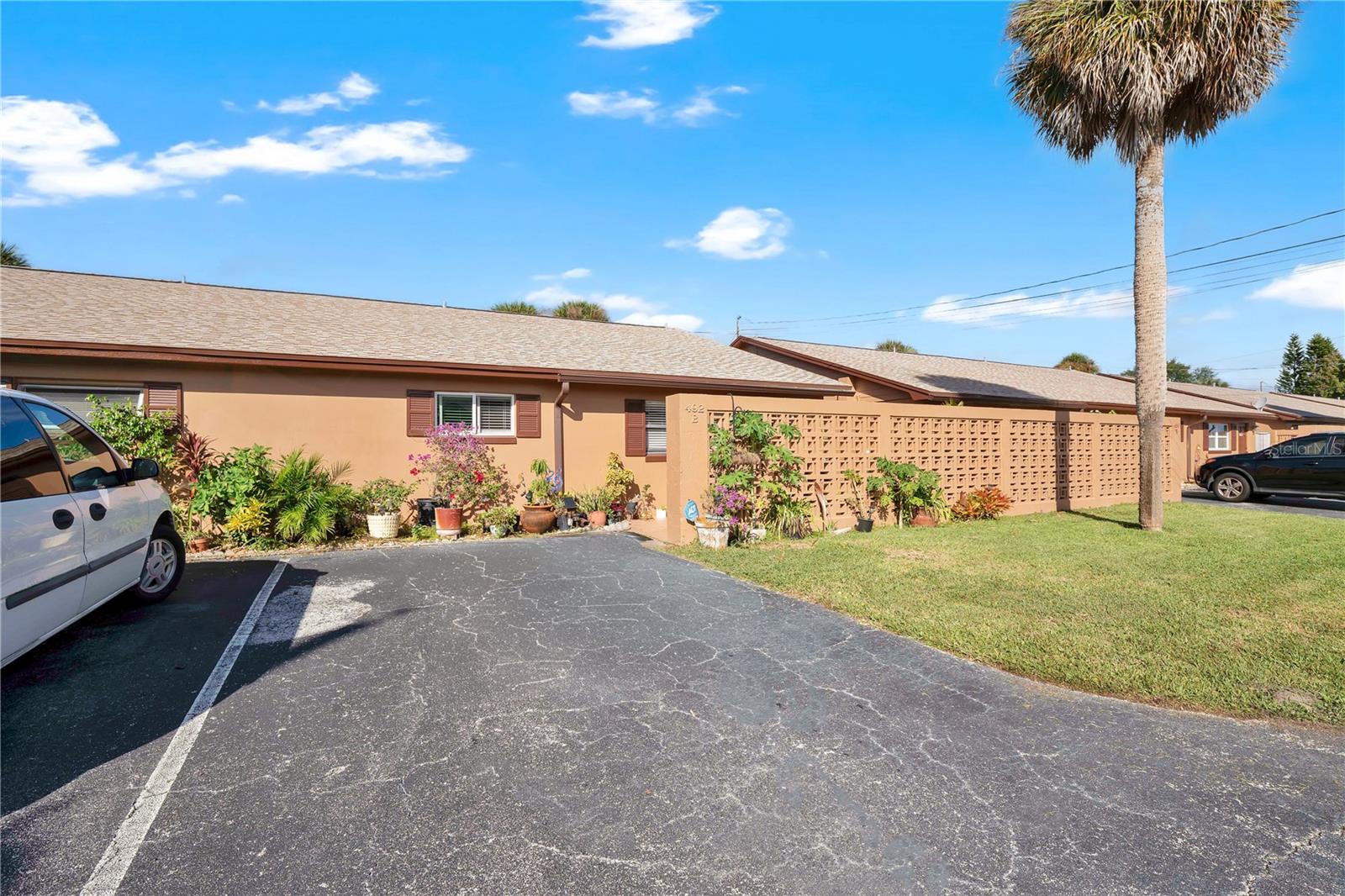 LAKE KATHRYN VILLAGE - Residential