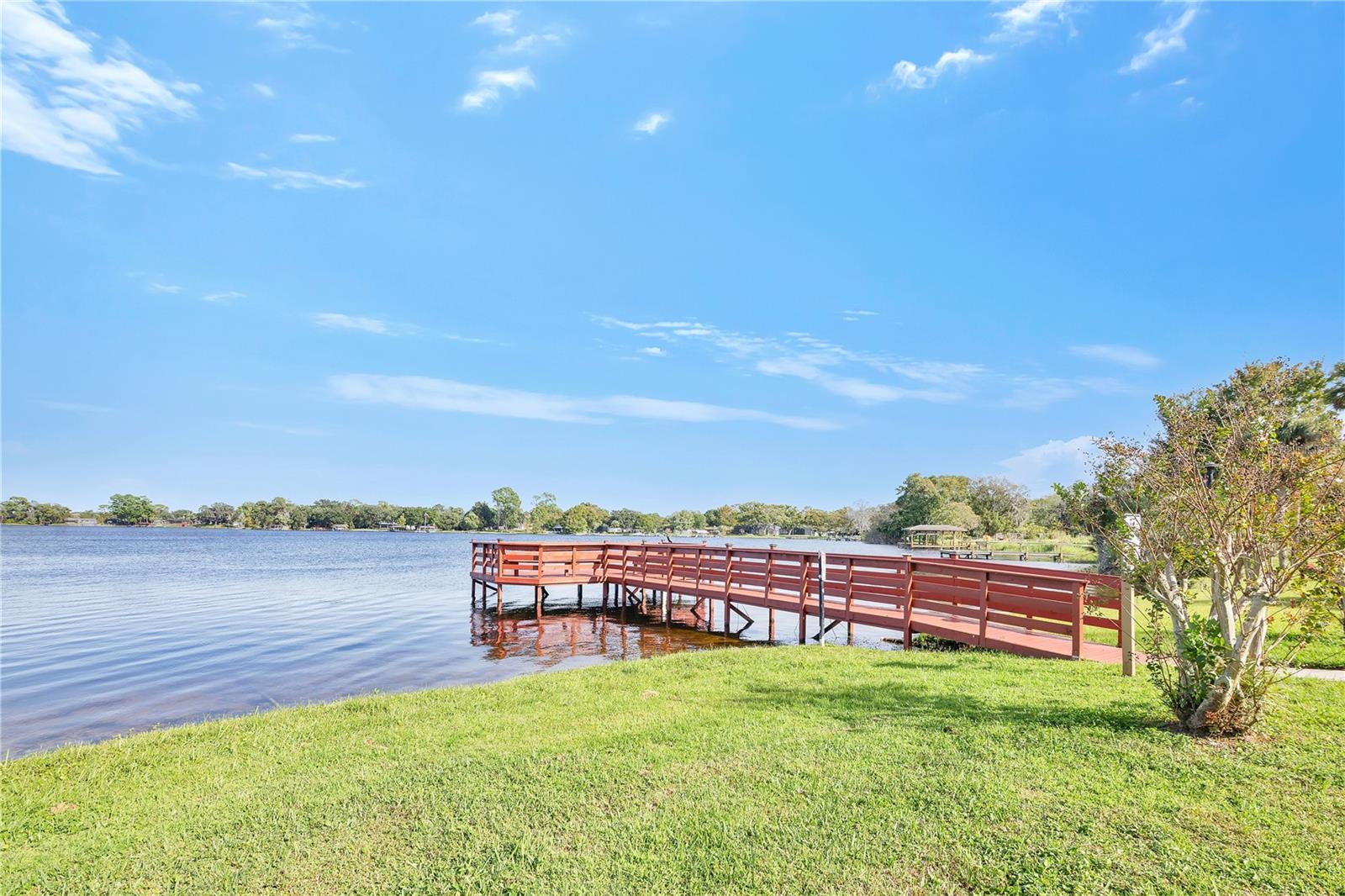 LAKE KATHRYN VILLAGE - Residential