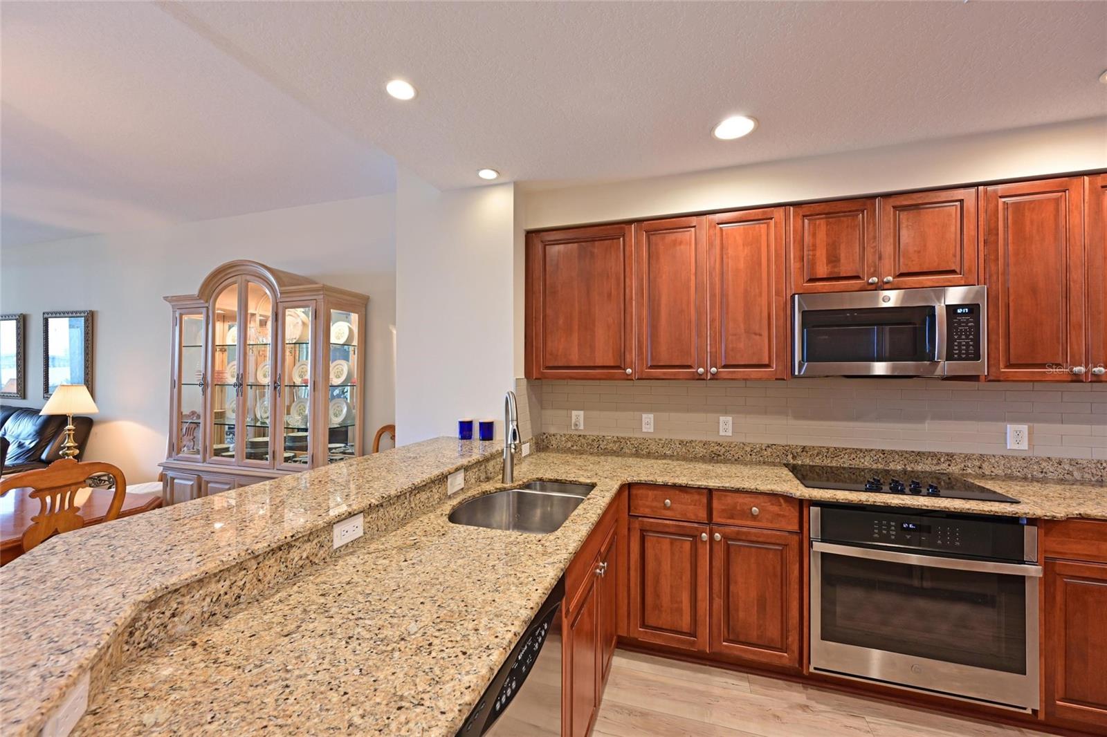 LAGUNA AT RIVIERA DUNES III - Residential