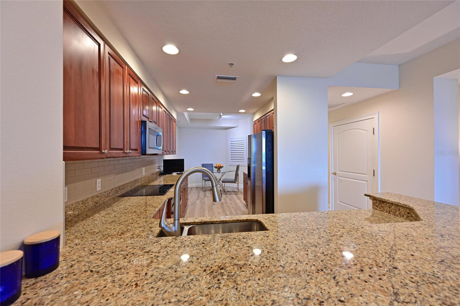 LAGUNA AT RIVIERA DUNES III - Residential