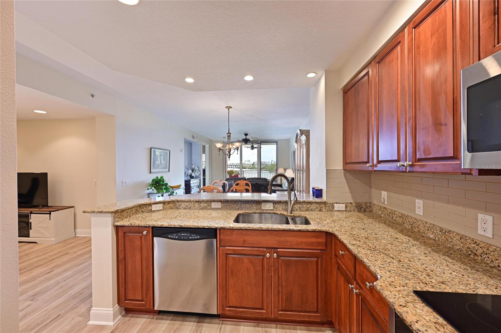 LAGUNA AT RIVIERA DUNES III - Residential