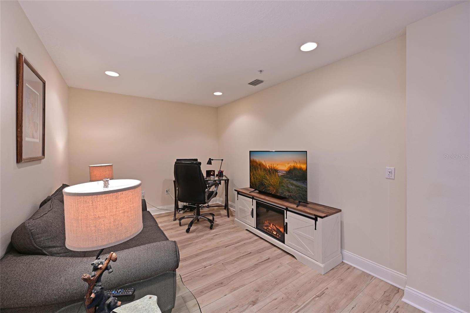 LAGUNA AT RIVIERA DUNES III - Residential