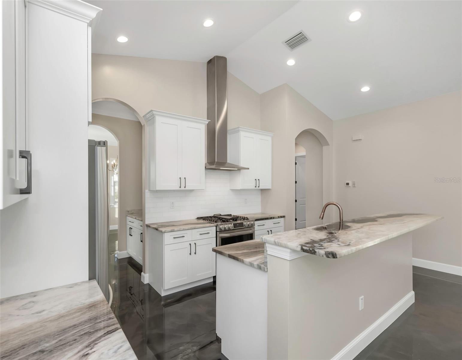 ST PETERSBURG INVESTMENT CO SUB - Residential