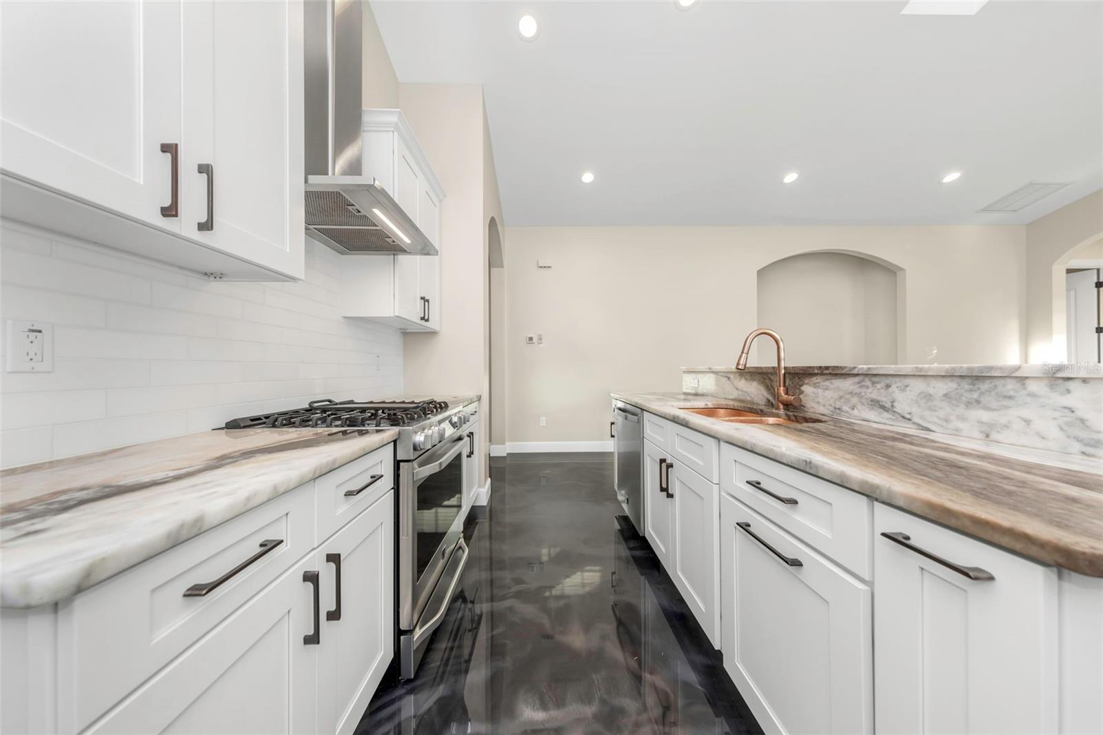 ST PETERSBURG INVESTMENT CO SUB - Residential