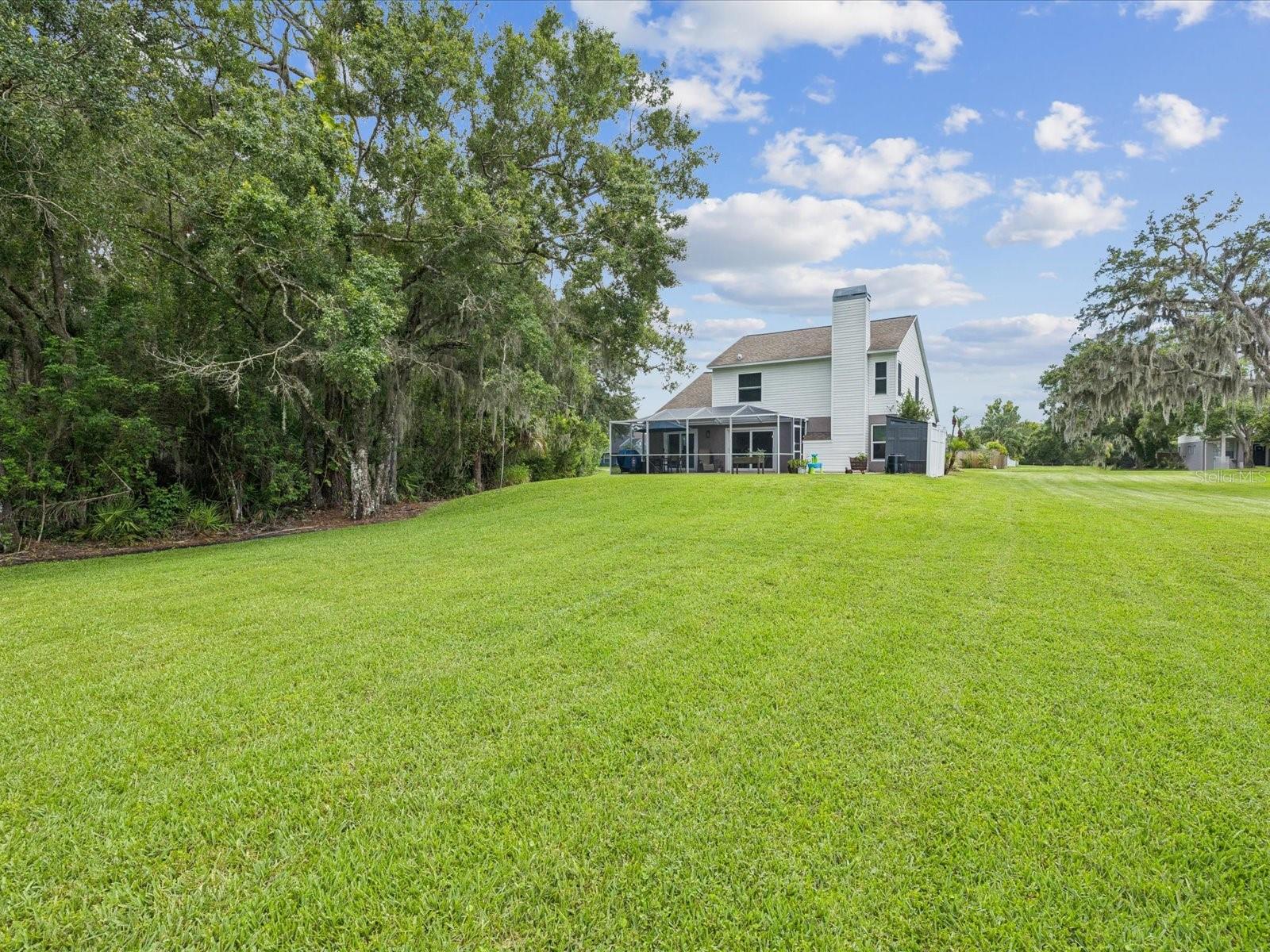 422 CYPRESS VIEW DRIVE