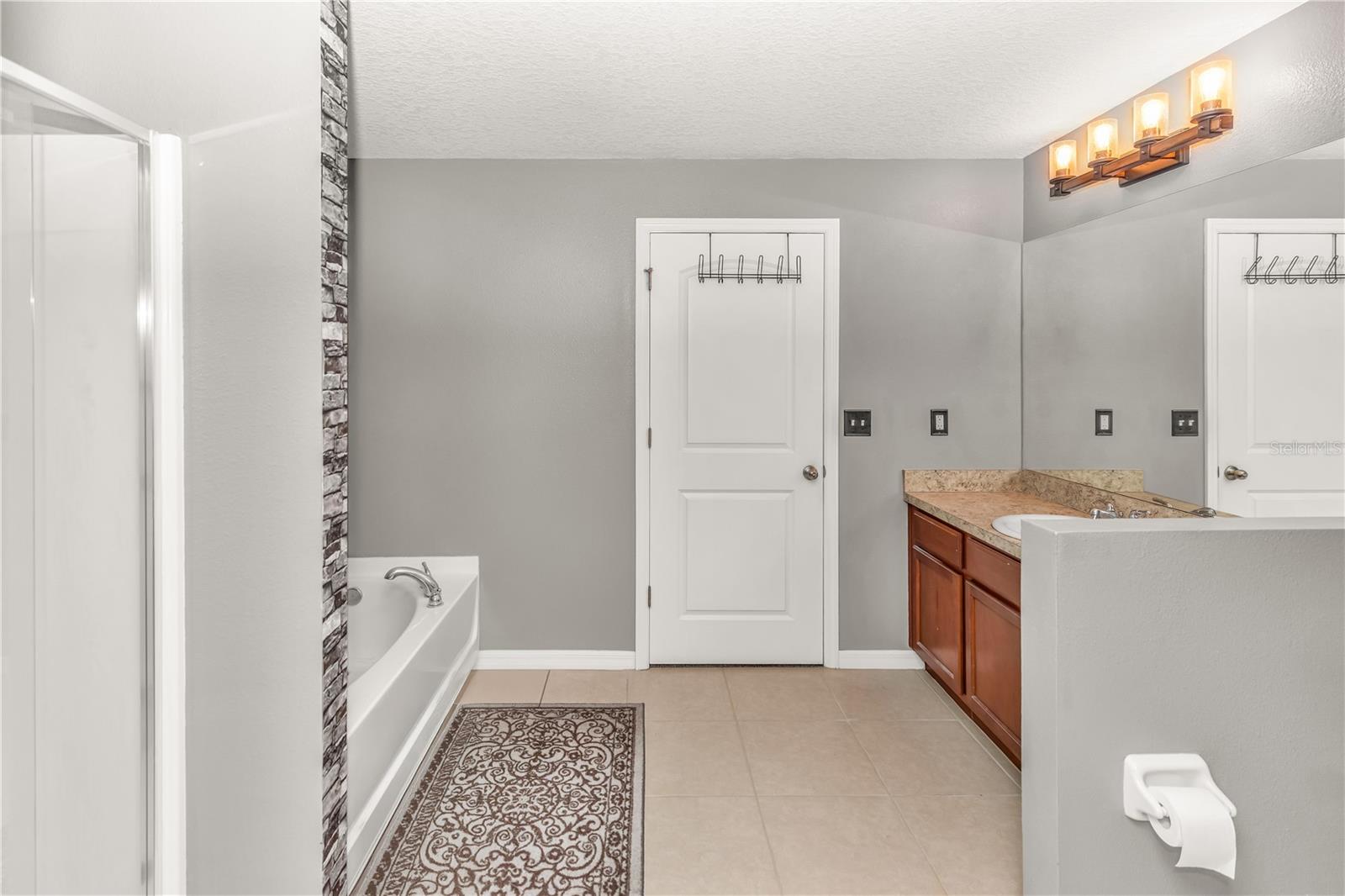 TAVARES GROVES AT BAYTREE PH 05 - Residential