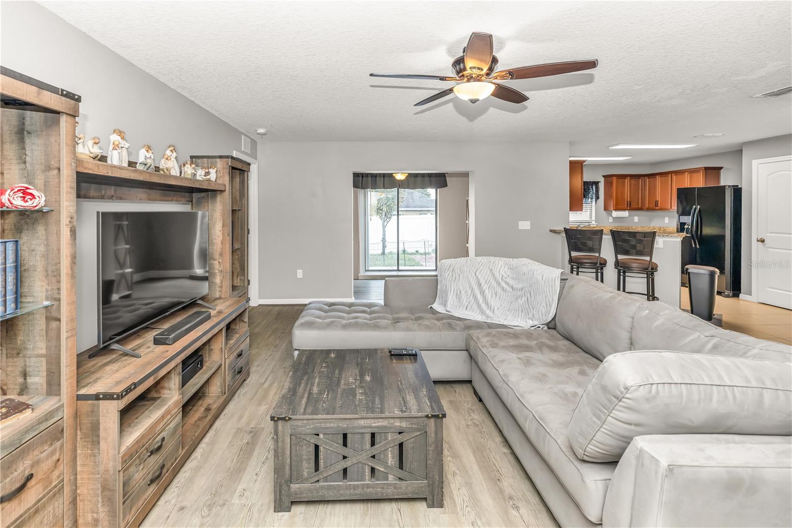 TAVARES GROVES AT BAYTREE PH 05 - Residential