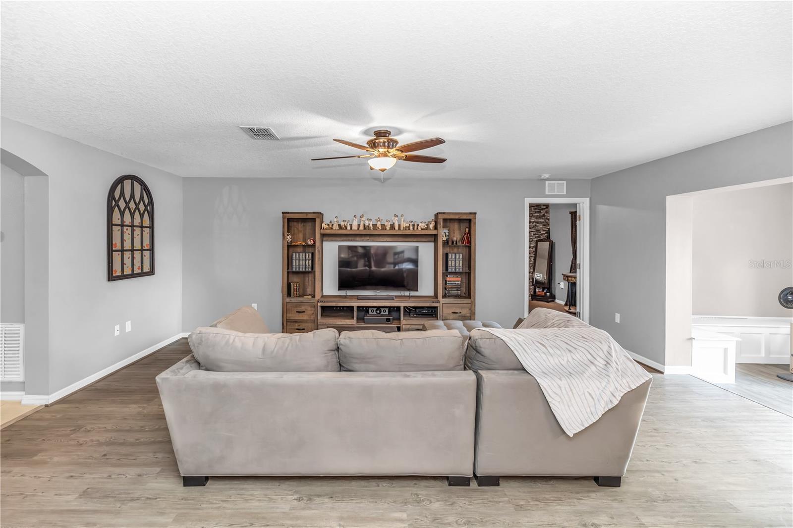 TAVARES GROVES AT BAYTREE PH 05 - Residential