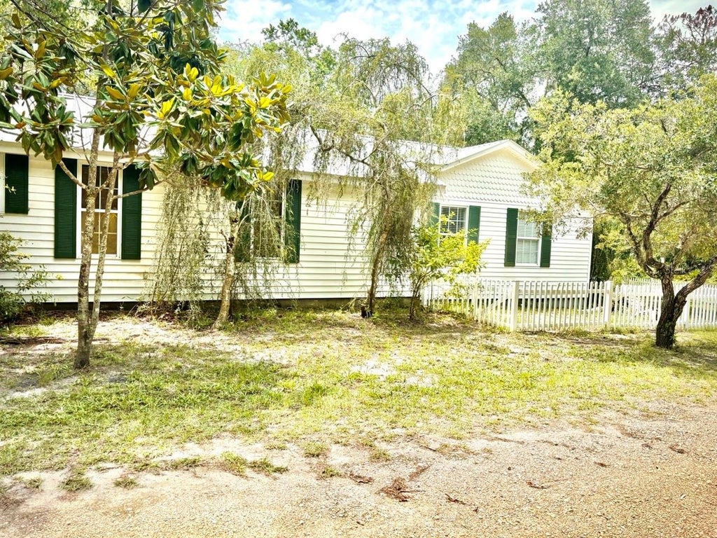 Photo of 16 52nd Street, Yankeetown, FL 34498 (MLS # TB8533643)