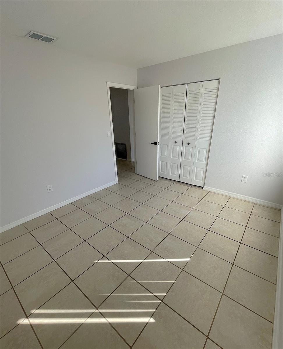 PORT CHARLOTTE SUB 52 - Residential Lease
