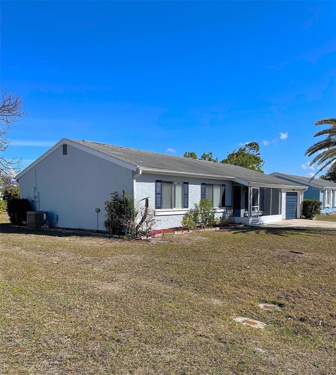 PORT CHARLOTTE SUB 52 - Residential Lease