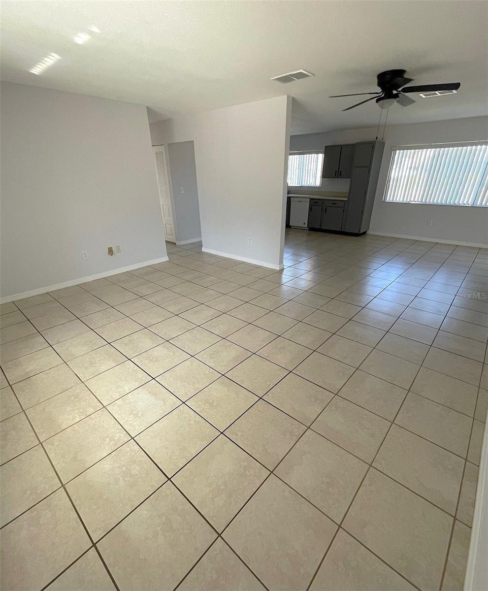 PORT CHARLOTTE SUB 52 - Residential Lease
