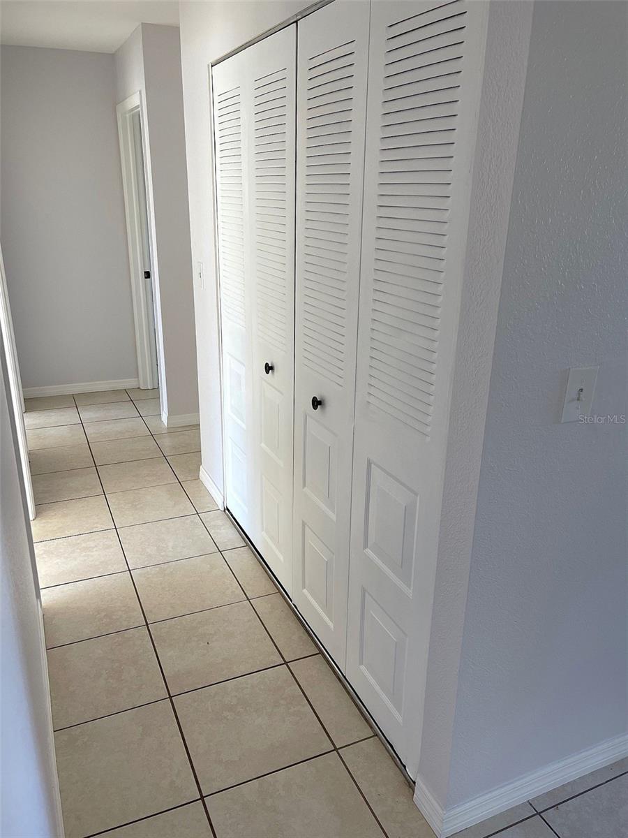 PORT CHARLOTTE SUB 52 - Residential Lease