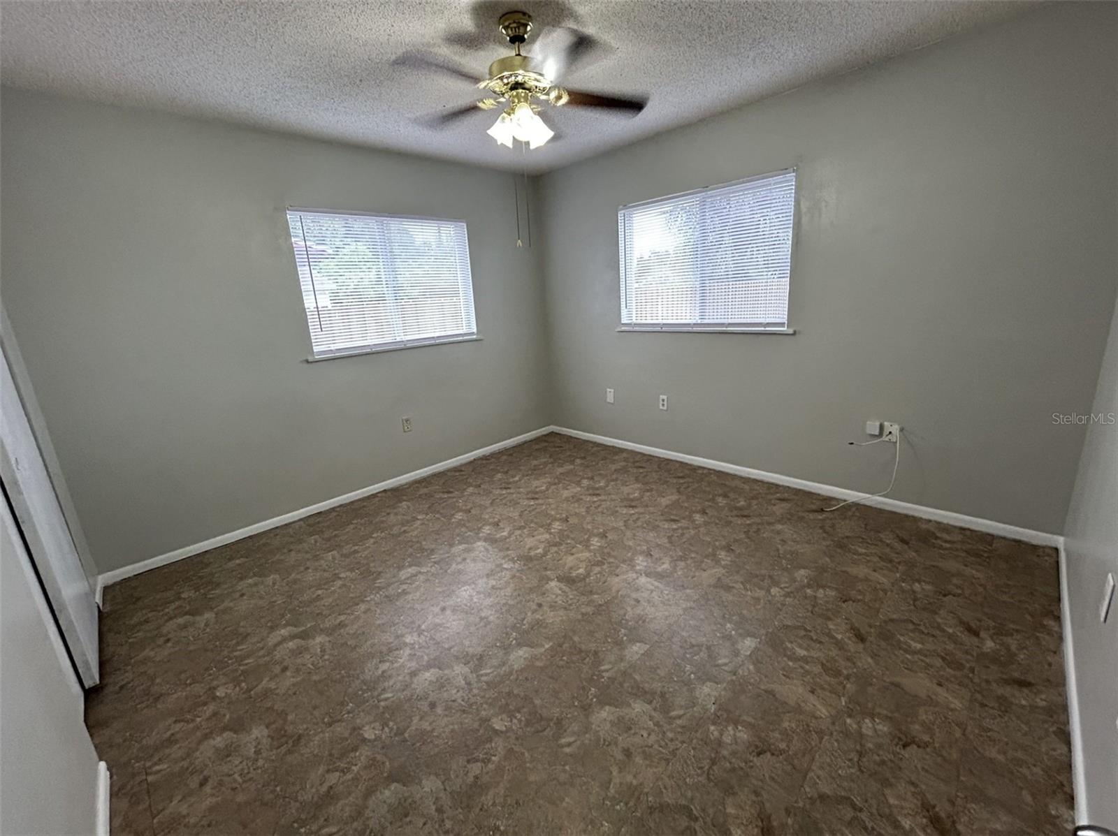 EAST PALMETTO - Residential Lease