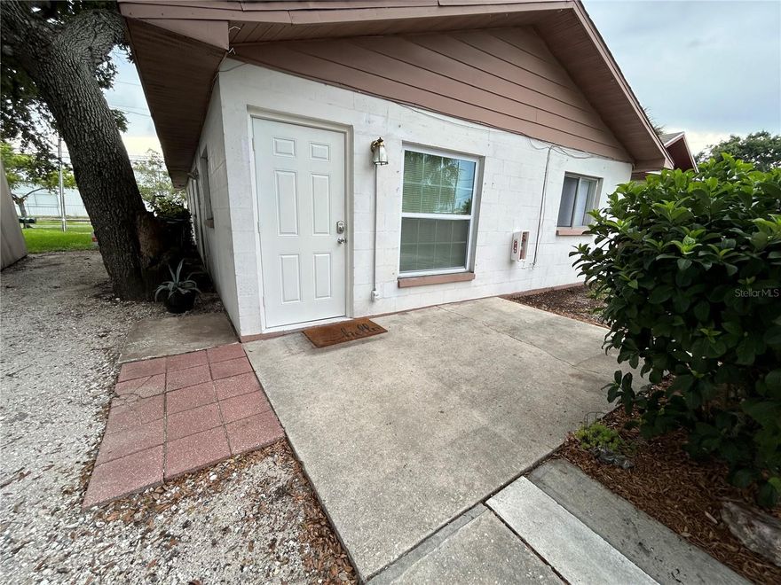 Bright & Updated 2-Bedroom Condo in Palmetto – Unit C
Welcome to 530 5th Ave W, Unit C – a light-filled, move-in ready condo in a peaceful Palmetto neighborhood!
This adorable 2-bedroom, 1-bathroom unit features an open living area with fresh neutral paint and plenty of windows that fill the space with natural light. Updated vinyl flooring flows throughout the main living areas, while cozy carpet in the bedrooms adds comfort underfoot. Ceiling fans keep you cool year-round.
The updated kitchen and bathroom have modern finishes, and you'll appreciate the thoughtful touches like a built-in closet with shelves for extra storage. The unit comes with a washer included – one less thing to worry about!
The location is super convenient – just minutes from Walmart, Detweiler's, Walgreens, shopping plazas, and all your everyday essentials. Plus, you're close to the Manatee River, Downtown Bradenton, and the Riverwalk for dining and entertainment.
Home Highlights:

2 bedrooms, 1 bathroom
Open living area with great layout
Updated kitchen and bathroom
Vinyl flooring throughout, carpet in bedrooms
Ceiling fans and lots of natural light
Built-in closet with shelves for storage
Washer included
Quiet triplex in a peaceful neighborhood
Minutes to shopping, dining, and the river
Pets welcome! $500- non-refundable deposit. 

Available now!