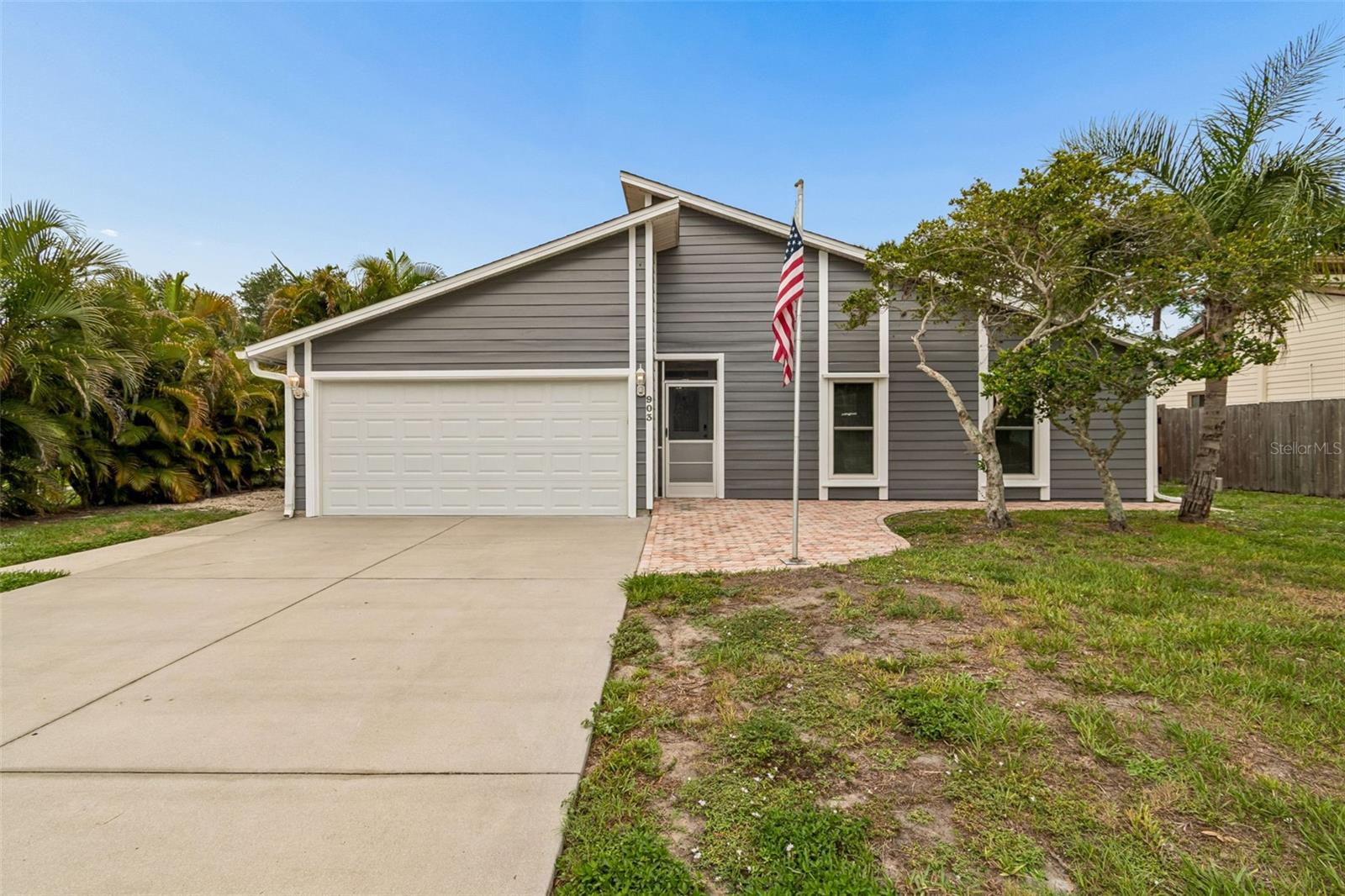 903 PLUM TREE LANE