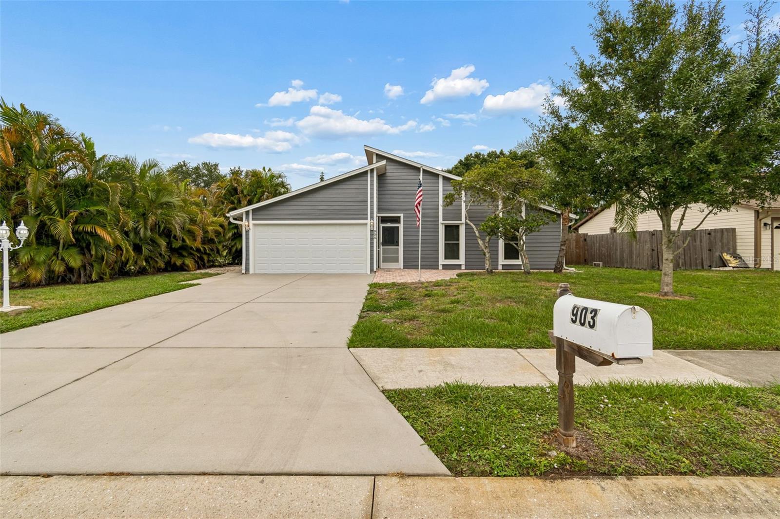 903 PLUM TREE LANE