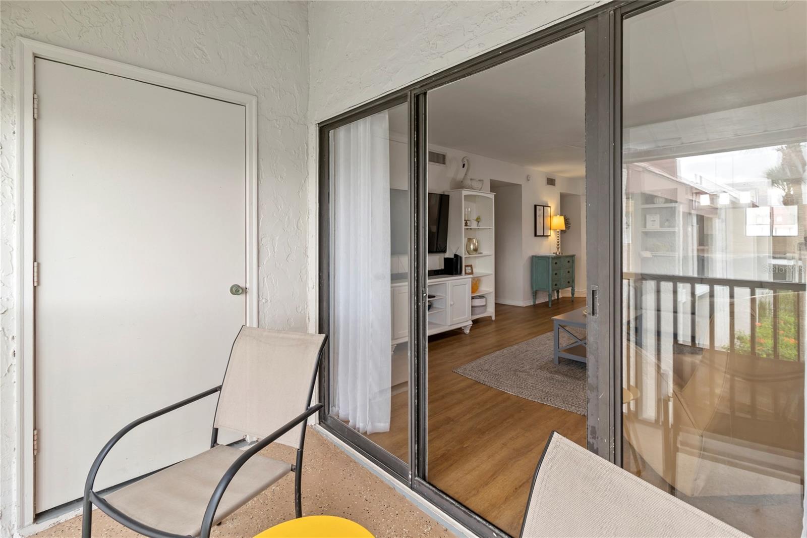 RUNAWAY BAY - Residential