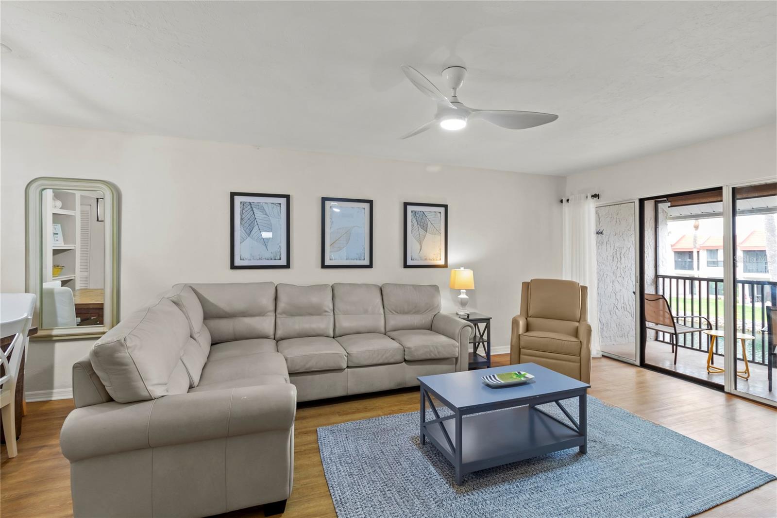 RUNAWAY BAY - Residential